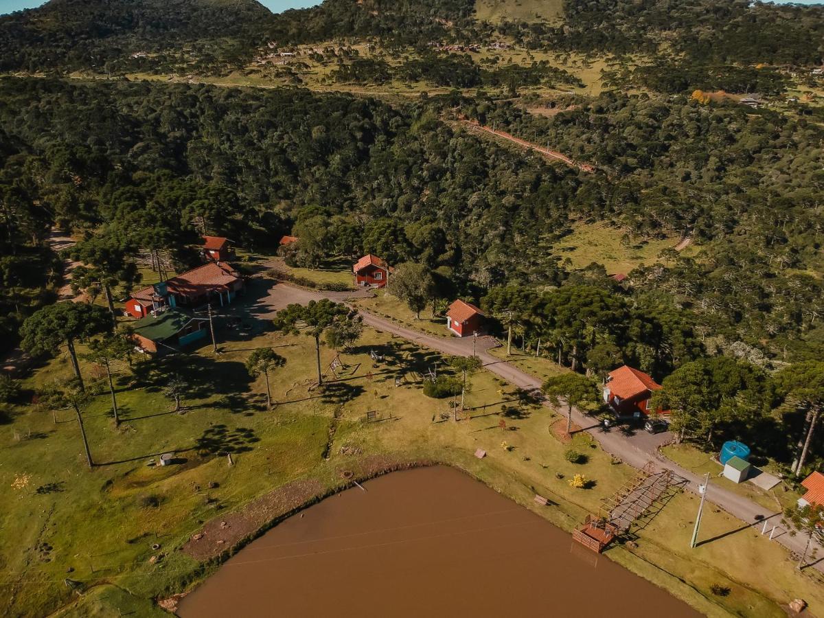 Pousada Lago Da Colina Урубиси Екстериор снимка